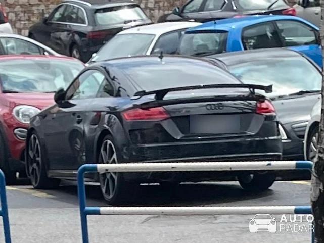 Audi TT-RS spotted in Taormina