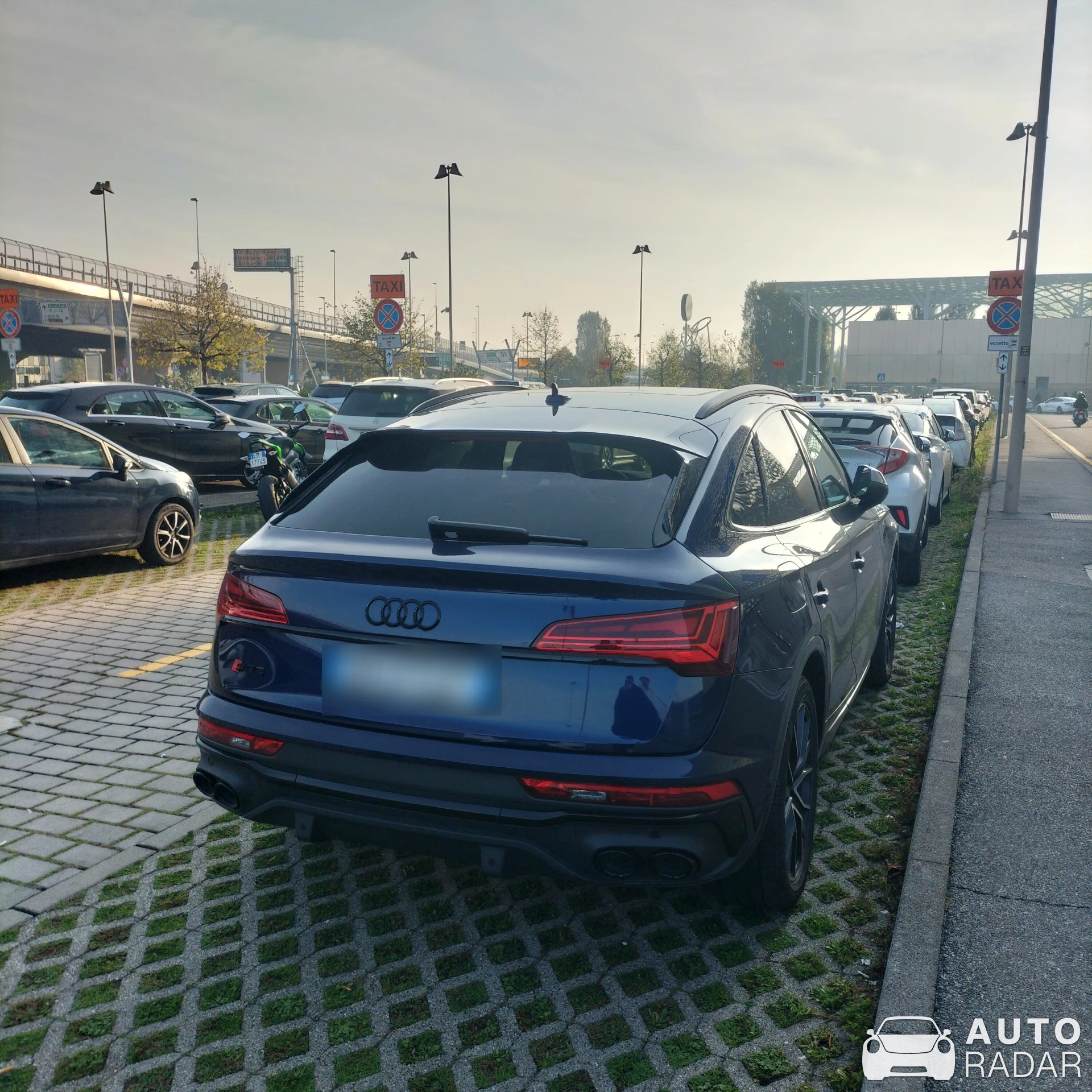 Audi SQ5 2016 spotted in Rho, Italia