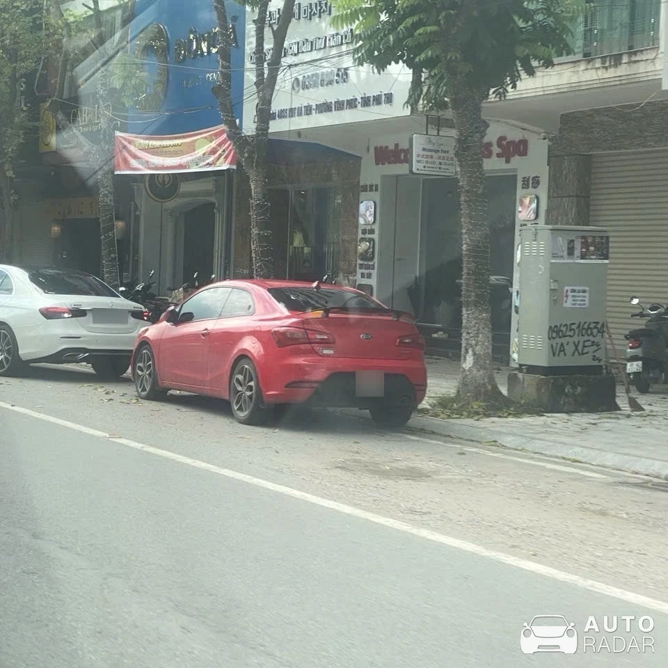 Kia Cerato spotted in Thành phố Vĩnh Yên