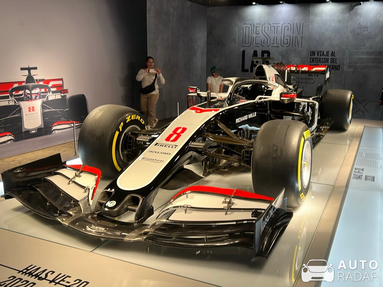 Haas F1 Team VF-20 spotted in Ciudad de México