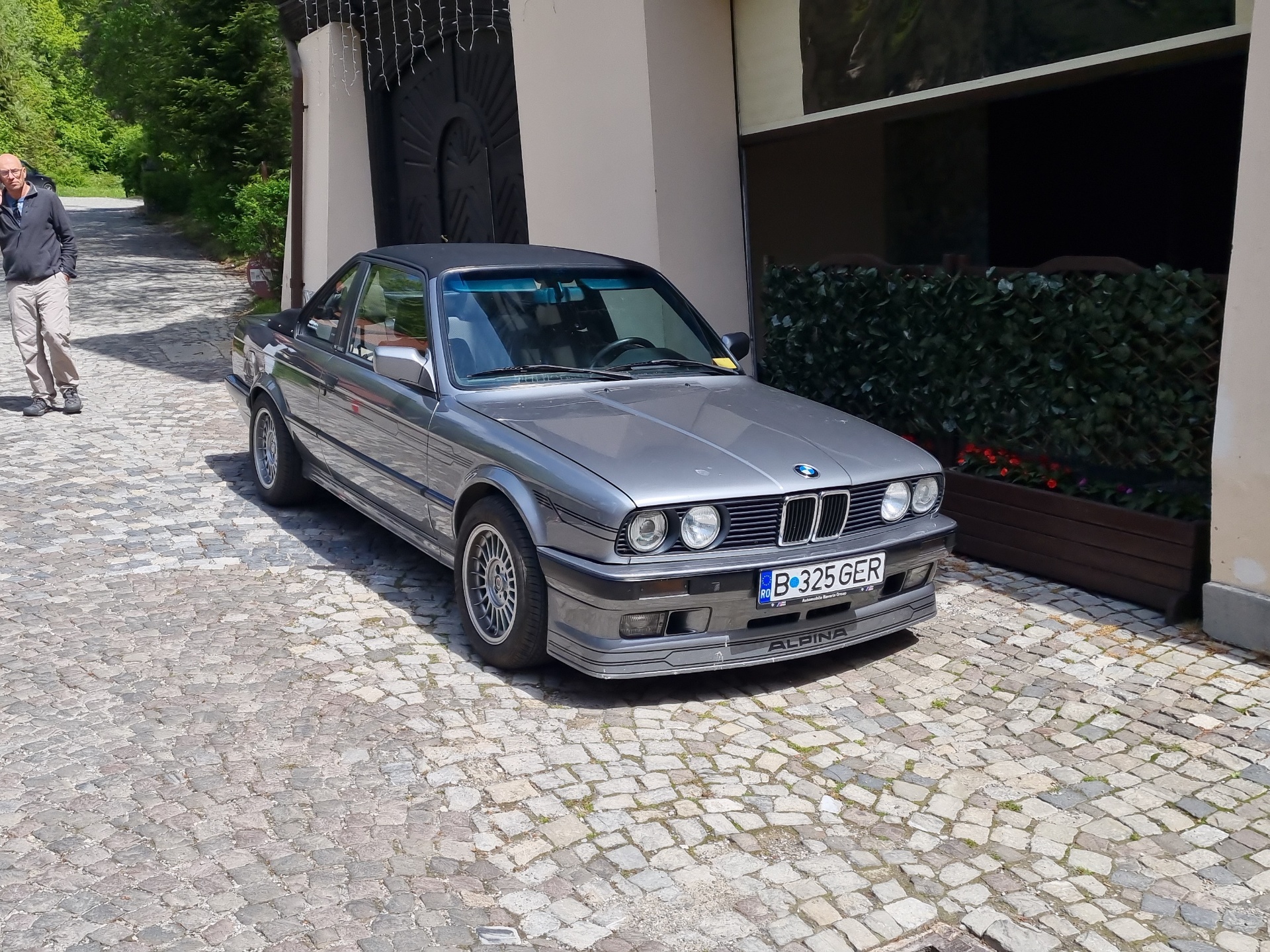 Alpina B3 2.7 E30