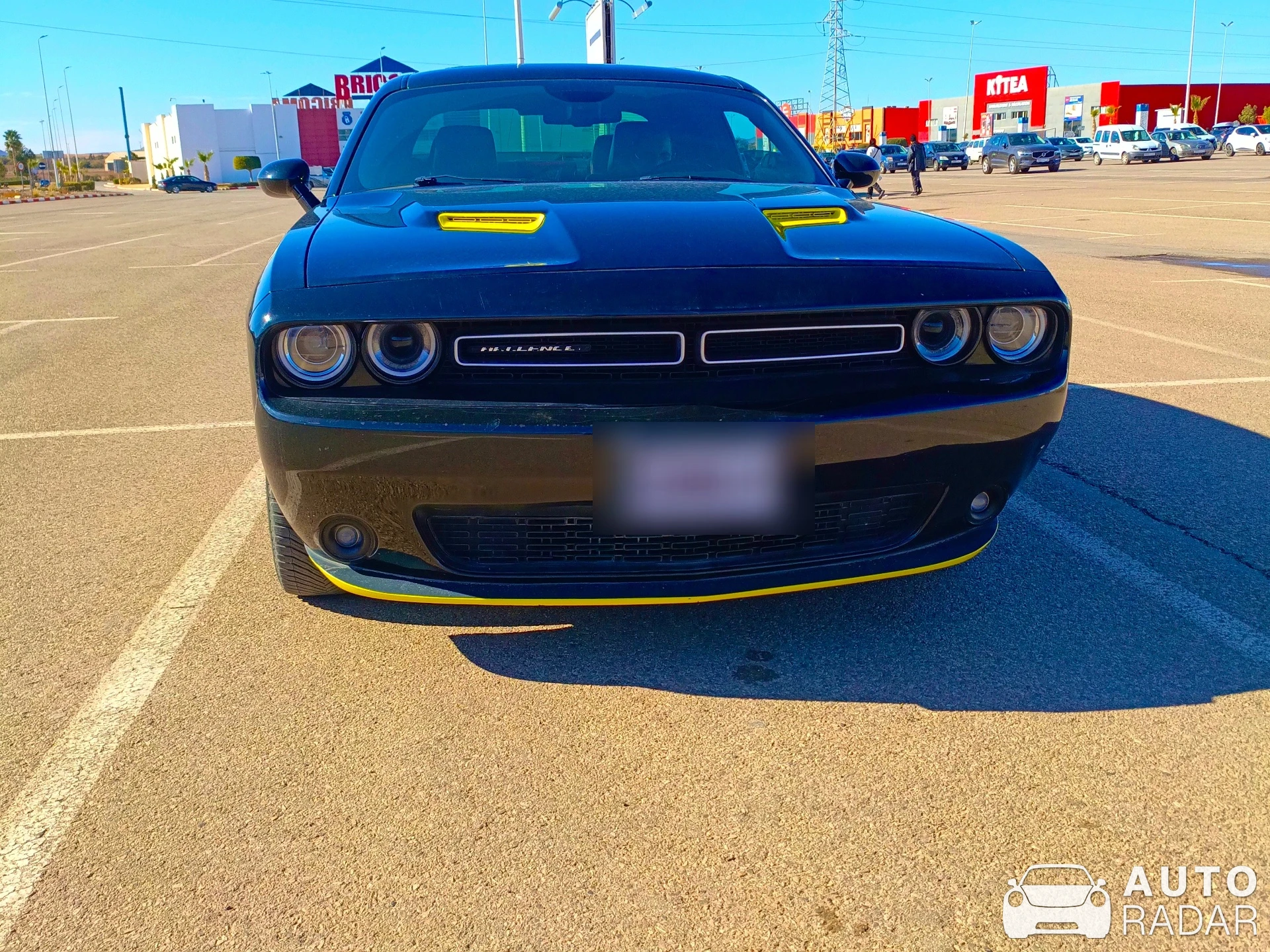 Dodge Challenger spotted in Oujda, Maroc