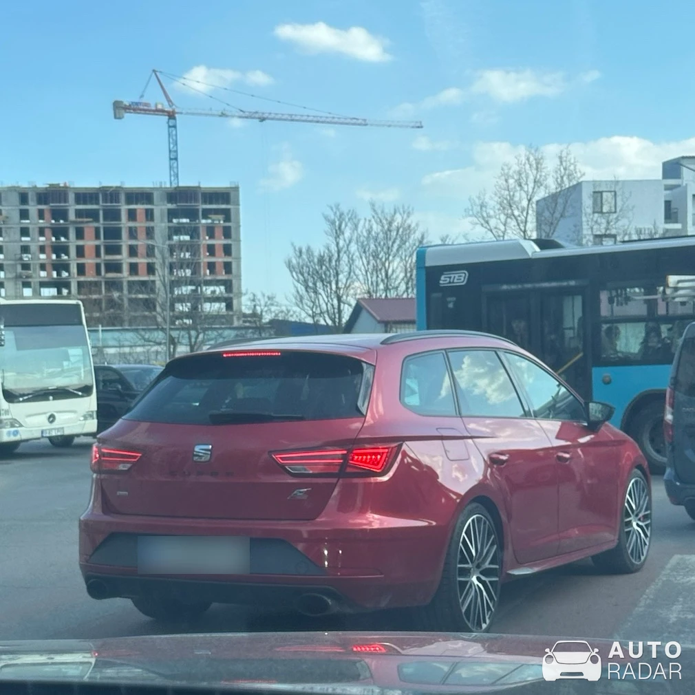 CUPRA Seat Leon DP Racing spotted in București
