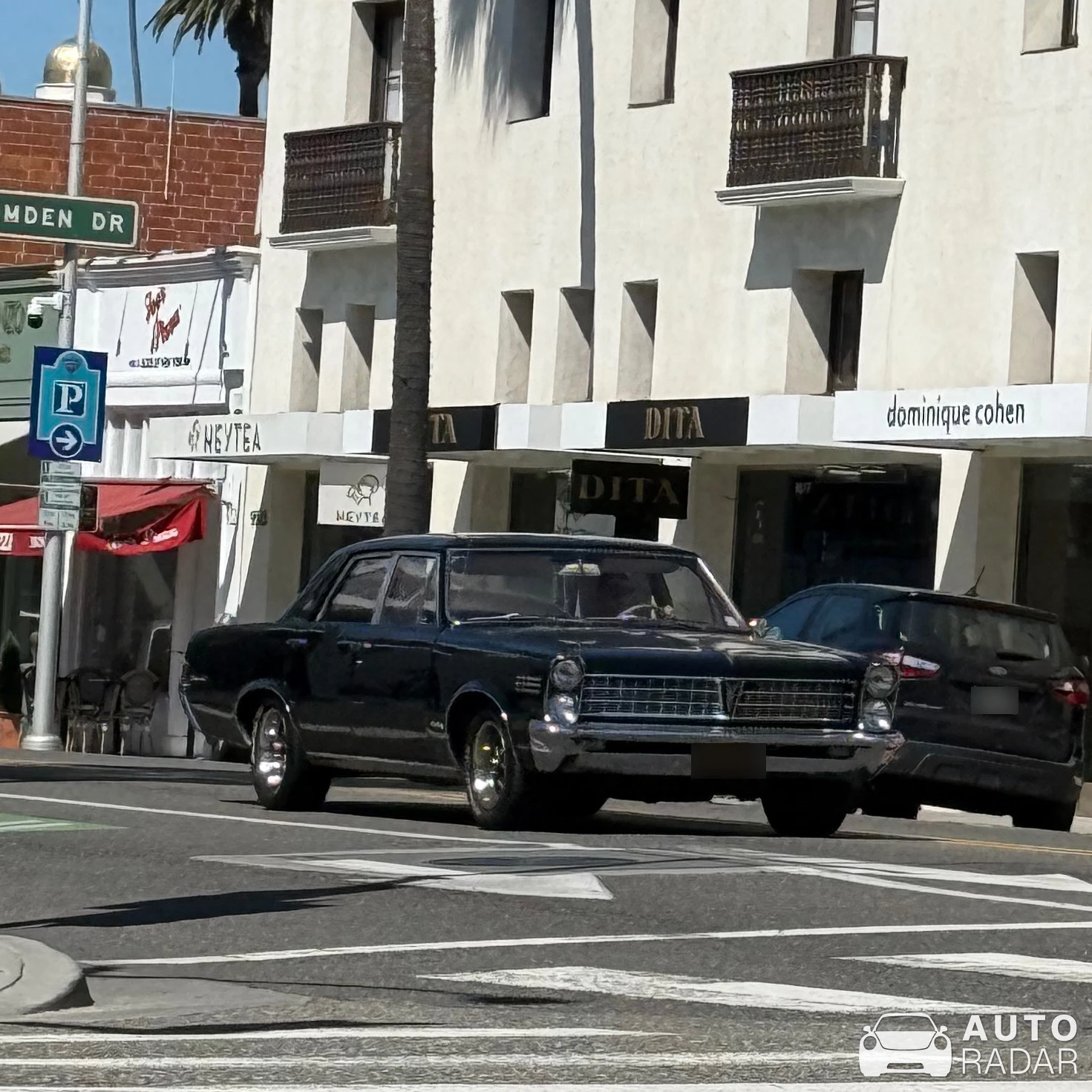 Pontiac Tempest spotted in Beverly Hills