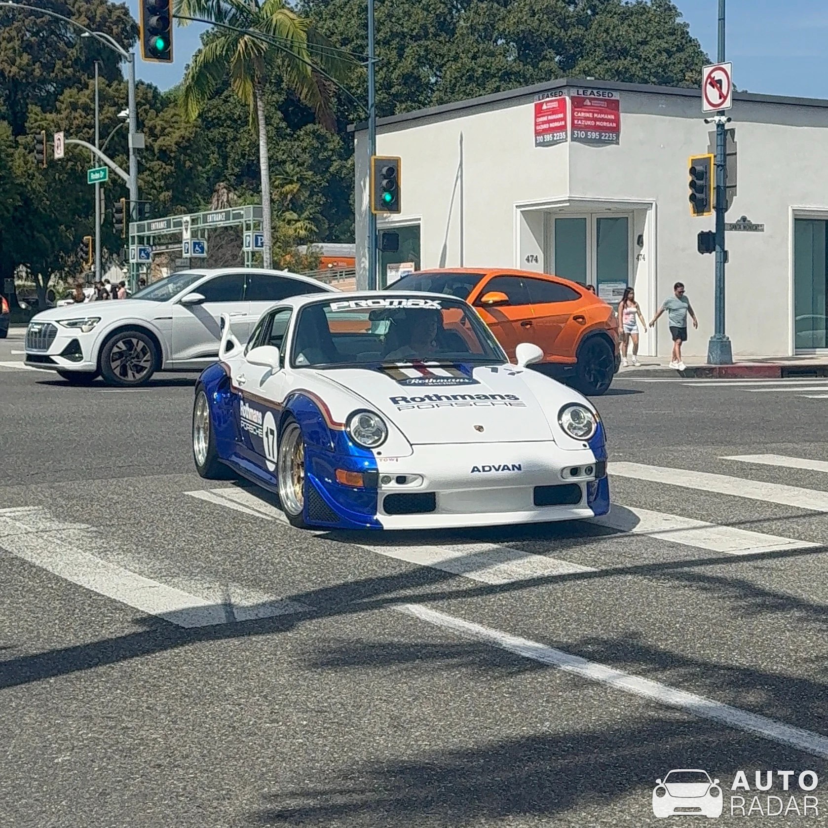 Porsche 993 Cup RSR 3.8 spotted in Beverly Hills