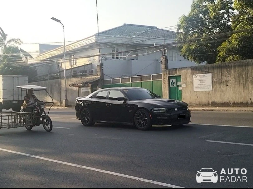 Dodge Charger Scat Pack spotted in Lucena
