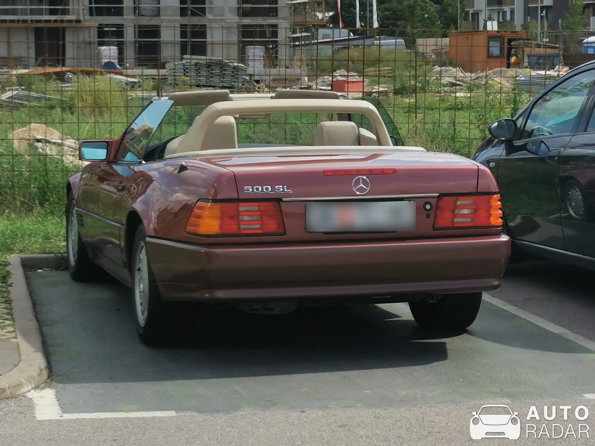 Mercedes-Benz 500 SL spotted in Maribor