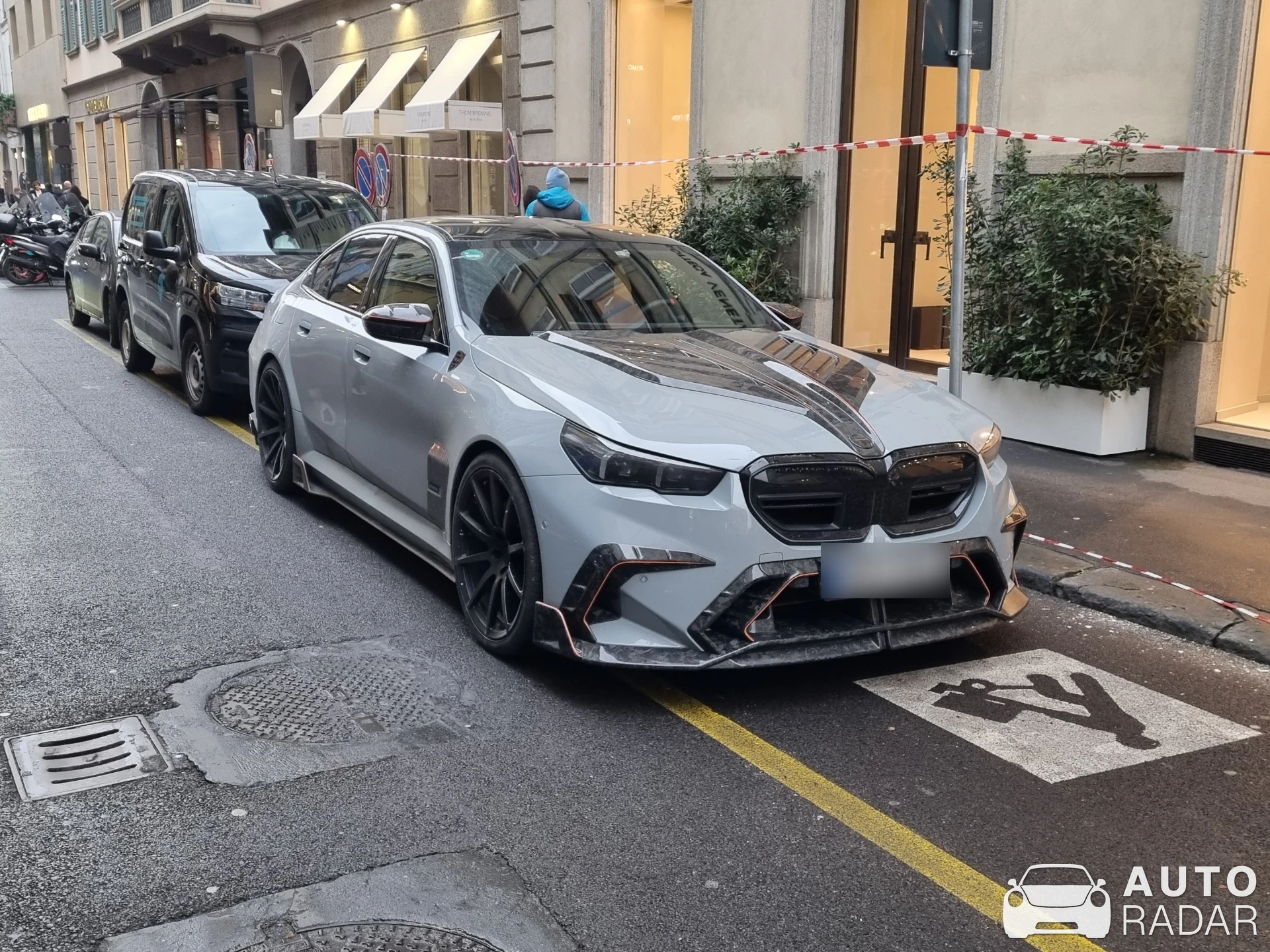 BMW M5 G90 Mansory P850 Performance spotted in Milano
