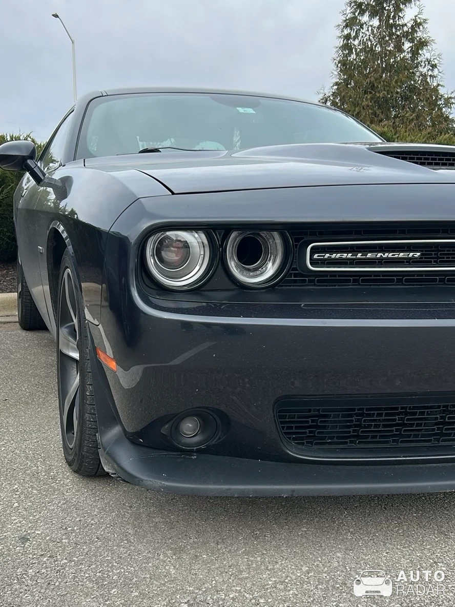 Dodge Challenger R/T spotted in Lenexa, United States