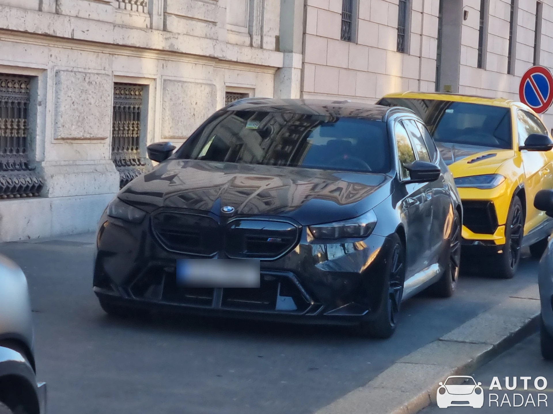 BMW M5 G99 Touring spotted in Milano, Italy