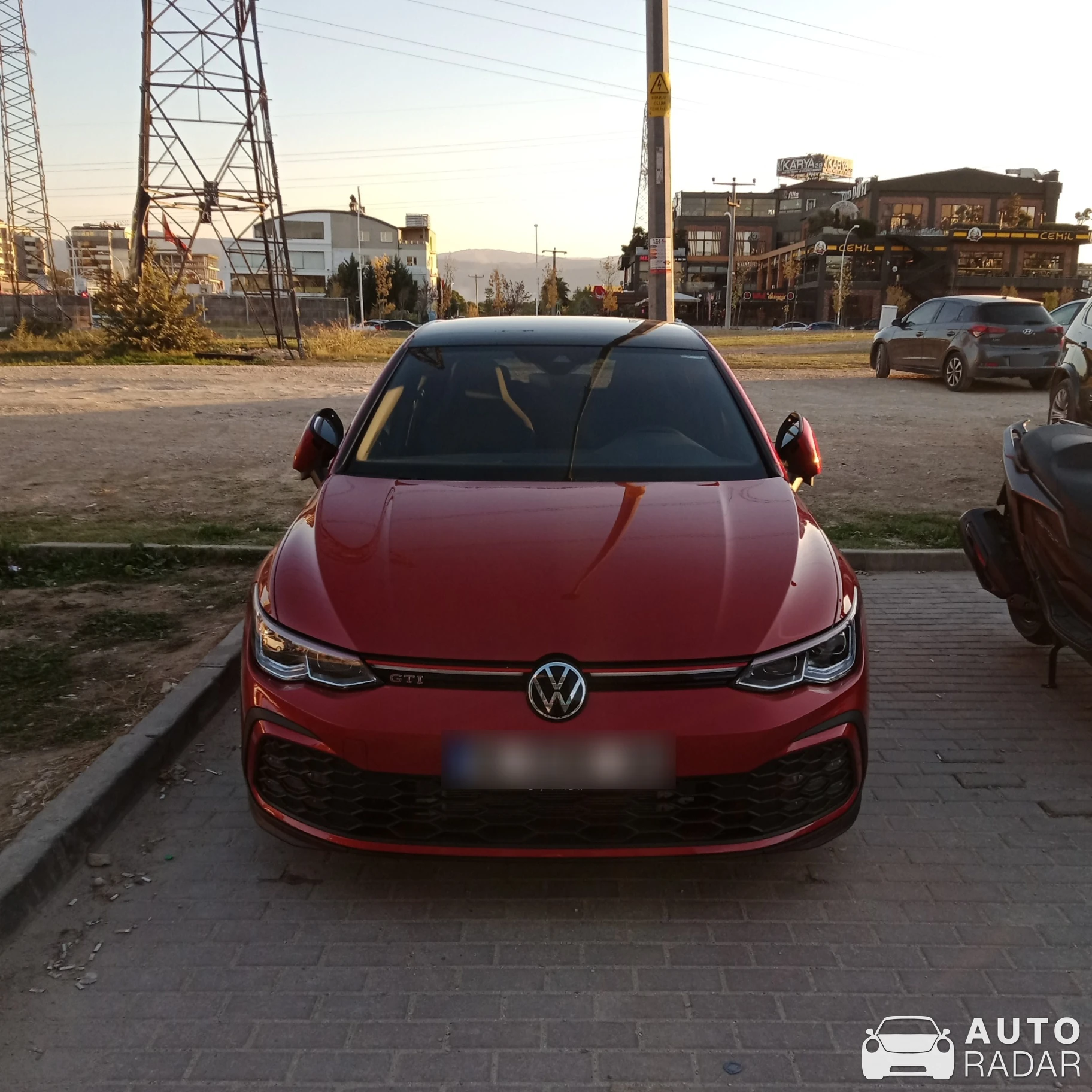 Volkswagen Golf GTI spotted in Ni̇lüfer, Türkiye