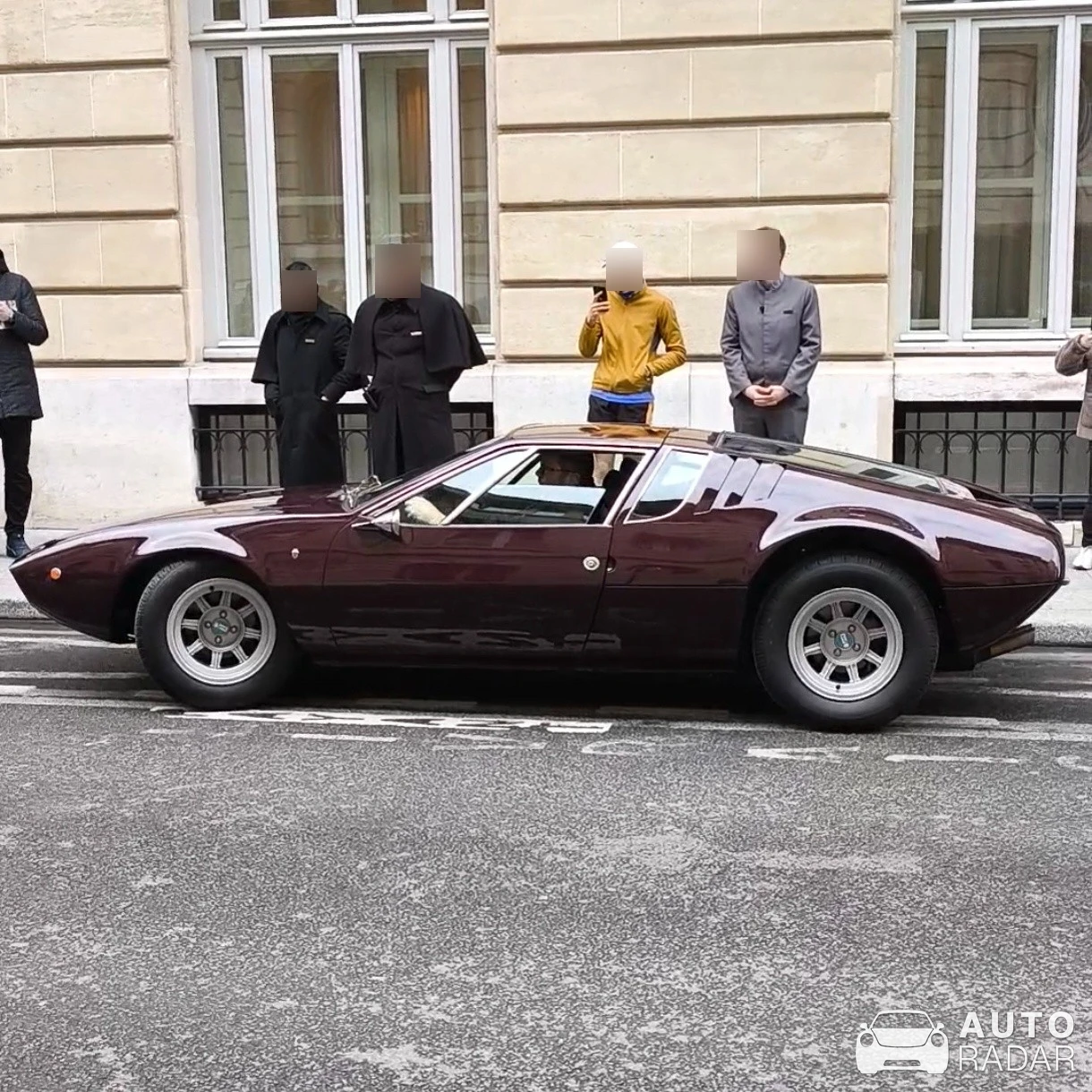 De Tomaso Mangusta spotted in Paris