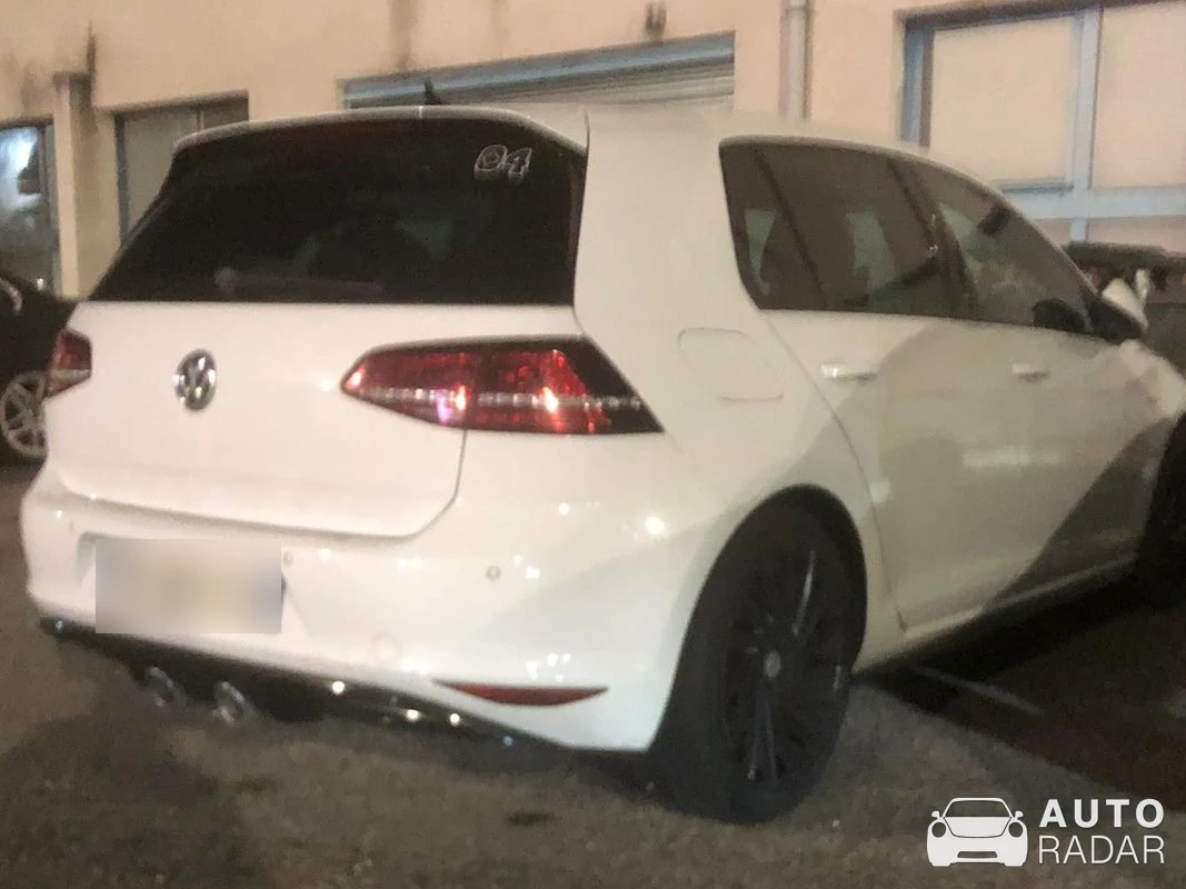 Volkswagen Golf GTI spotted in Valence, France