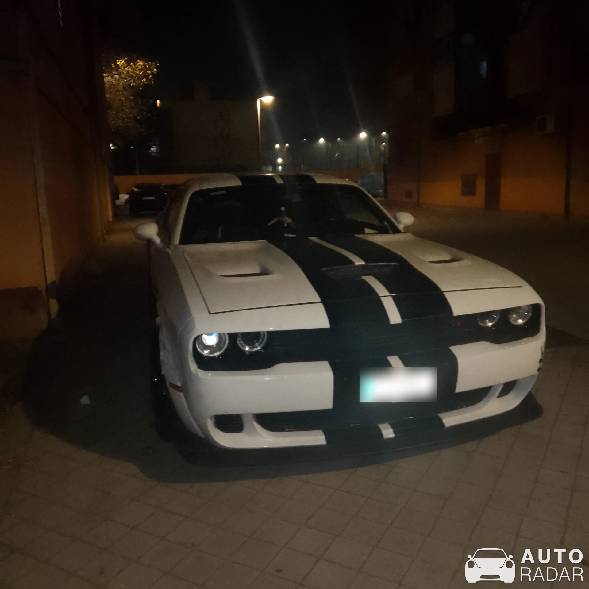 Dodge Challenger SRT Hellcat spotted in Madrid, Spain