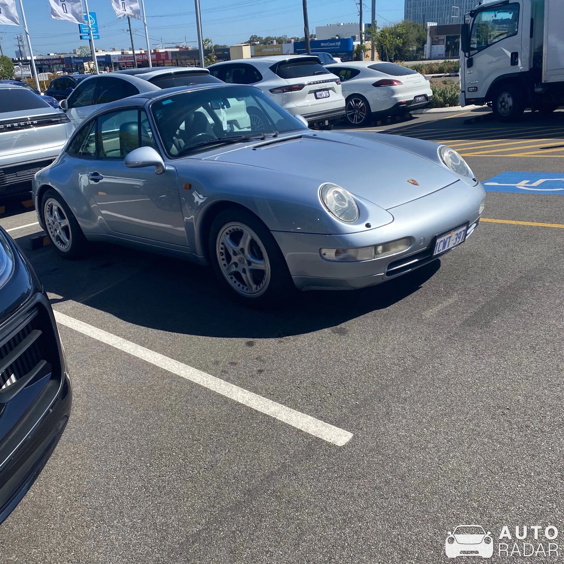 Porsche 993 Carrera spotted in Osborne Park, Australia