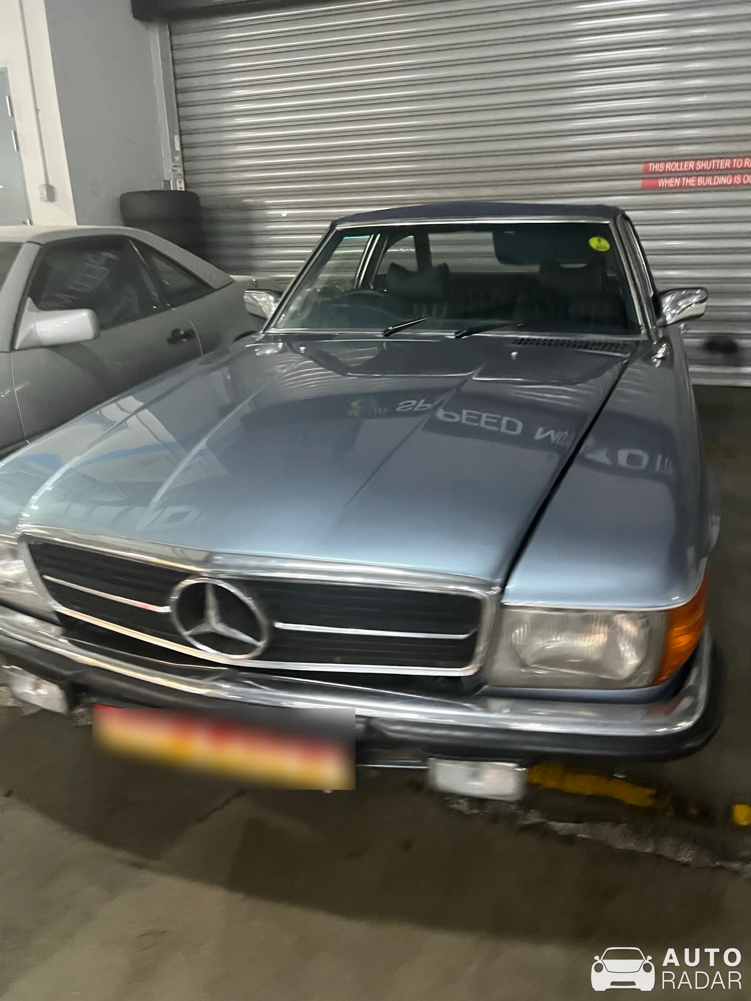 Mercedes-Benz 350SL spotted in Singapore