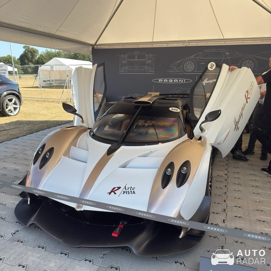 Pagani Huayra R Evo Roadster spotted