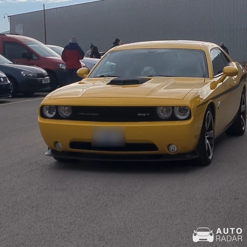 Dodge Challenger SRT-8 392 Yellow Jacket spotted in Broughton