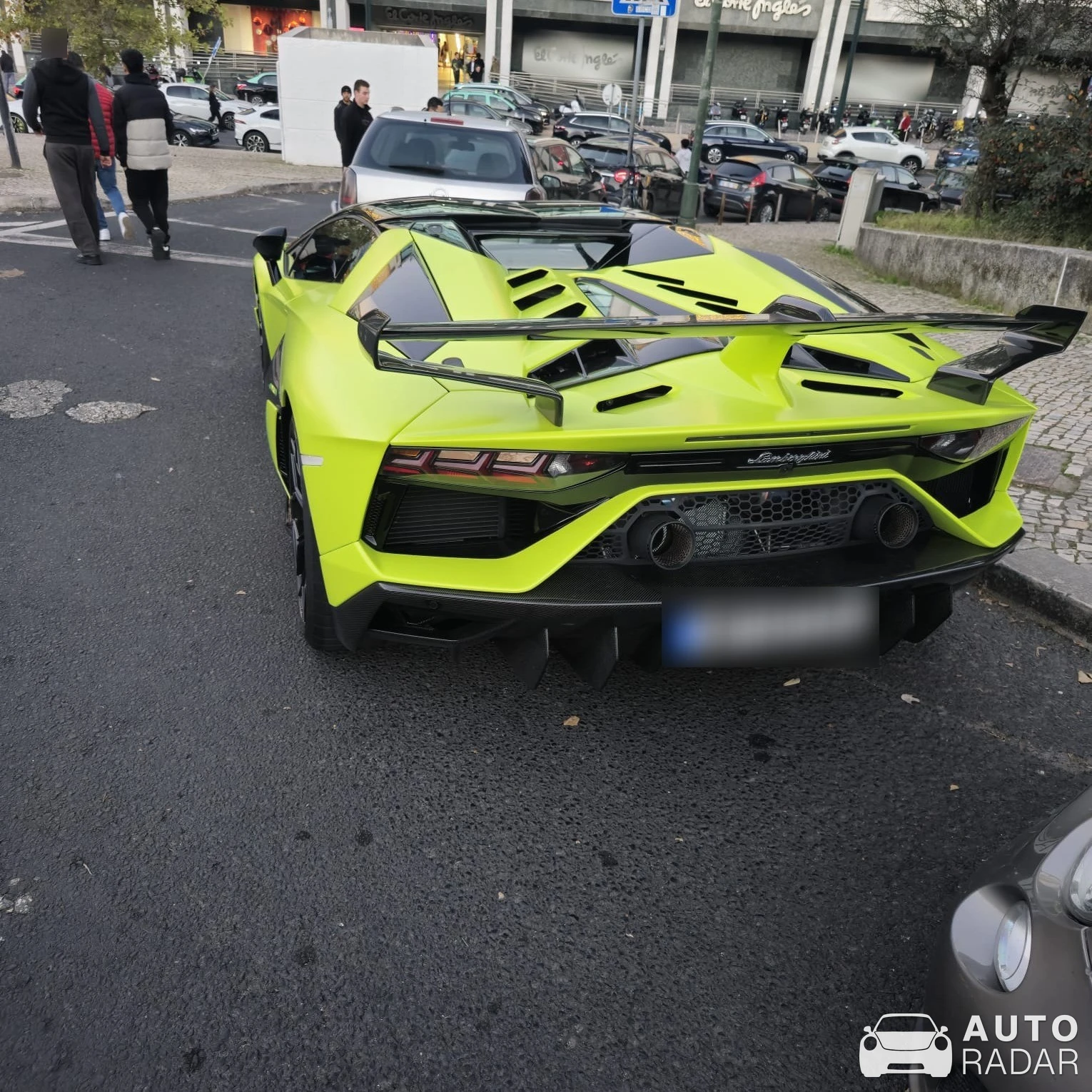 Lamborghini Aventador LP770-4 SVJ Roadster spotted in Lisboa, Portugal