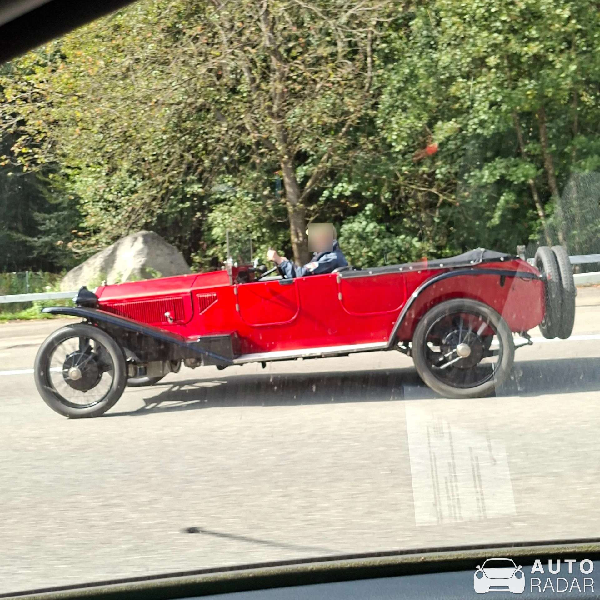 Lancia Lambda spotted in Bern