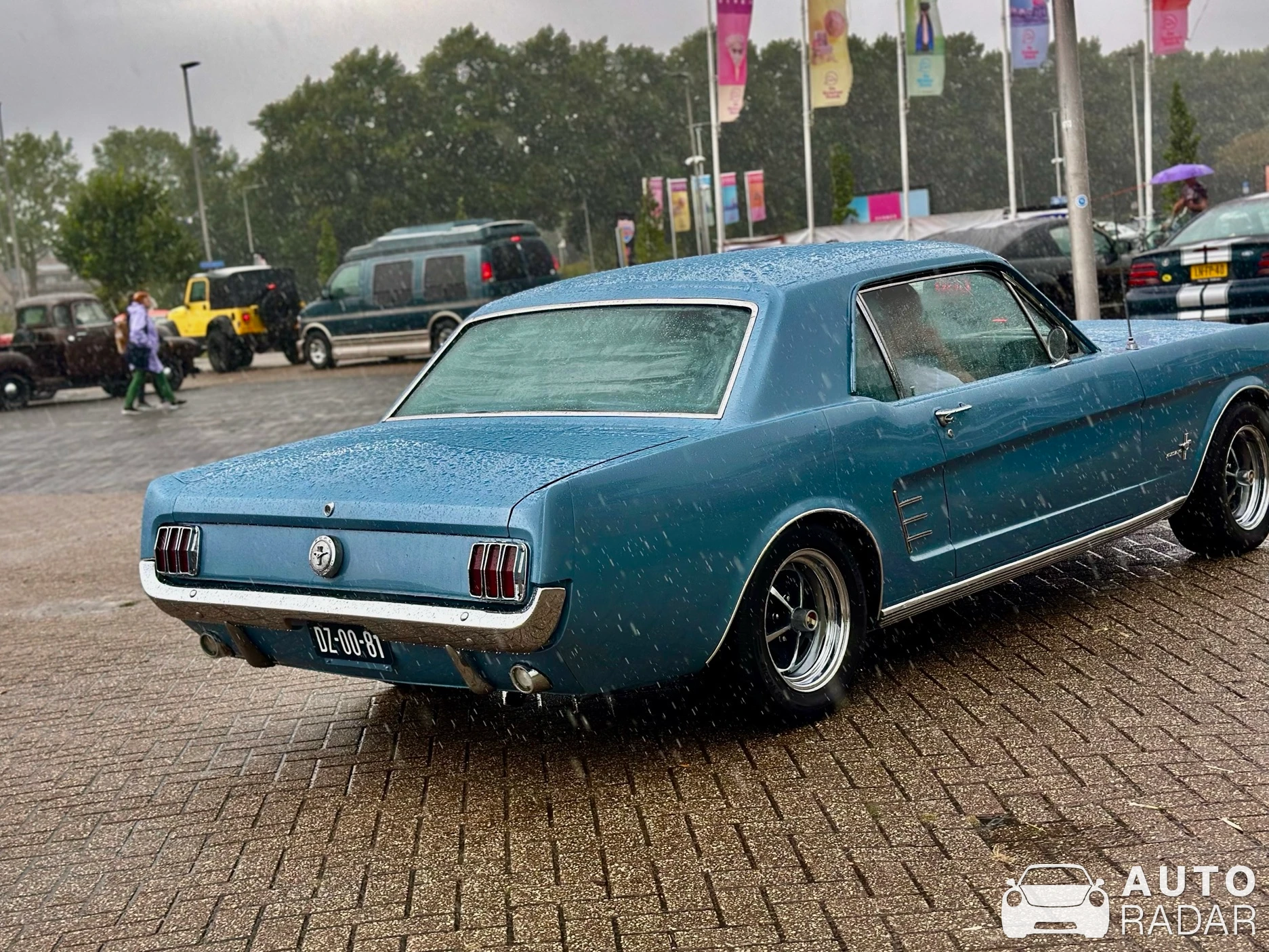 Ford Mustang 289 V8 spotted in Hellevoetsluis