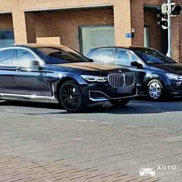 BMW M760Li xDrive 2019 spotted in Wilhelmshaven