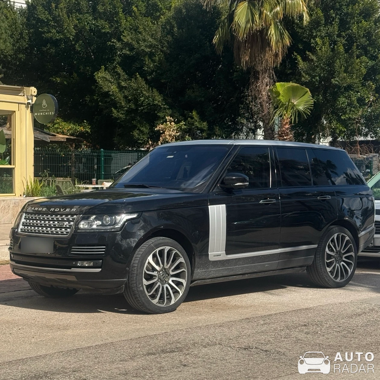 Land Rover Range Rover Sport Hybrid spotted