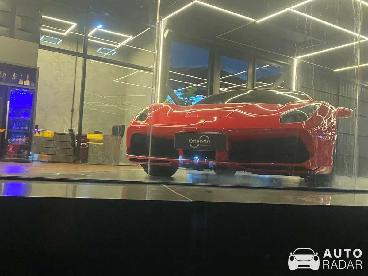 Ferrari 488 GTB spotted in Balneário Camboriú