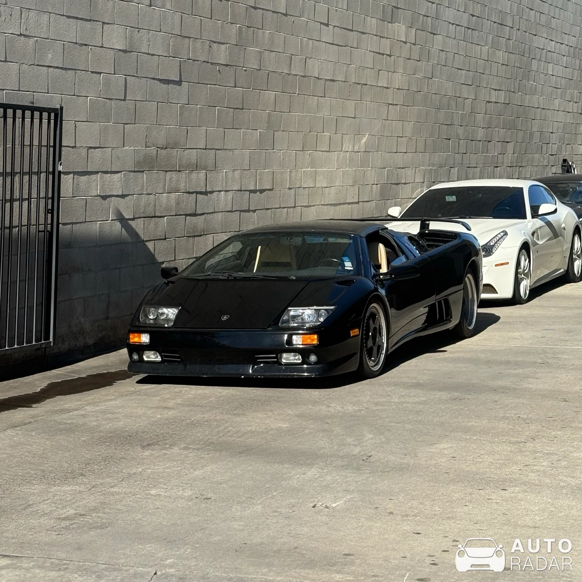 Lamborghini Diablo VT Roadster spotted in Costa Mesa, United States