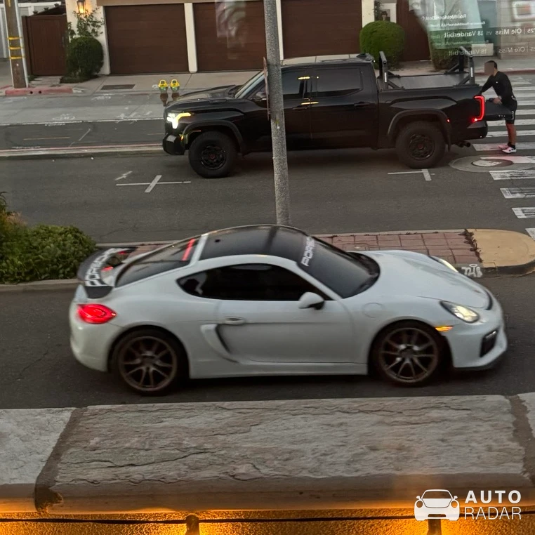 Porsche 981 Cayman GT4 spotted in Hermosa Beach, United States