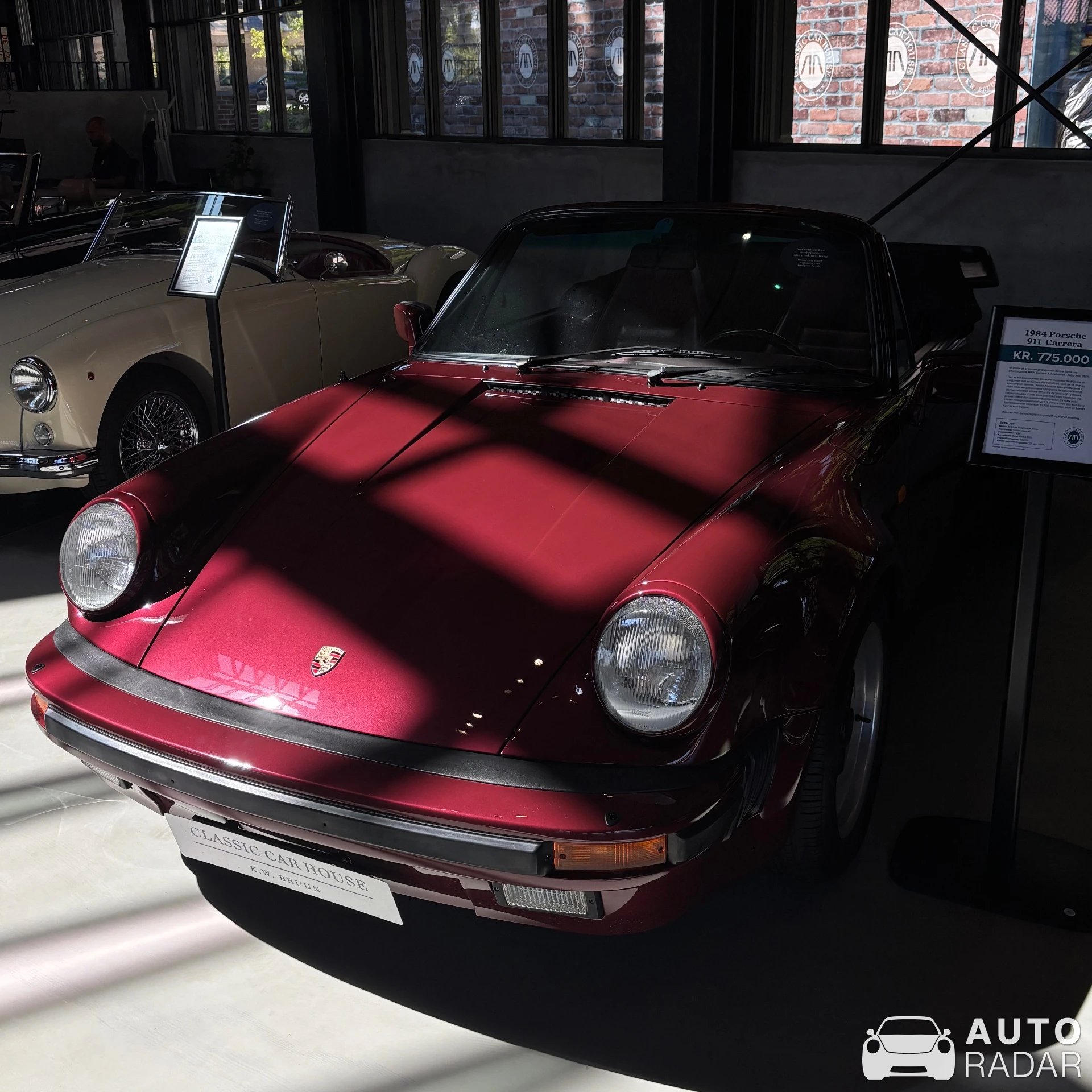 Porsche 911 Carrera 3.2 spotted in Kongens Lyngby, Danmark