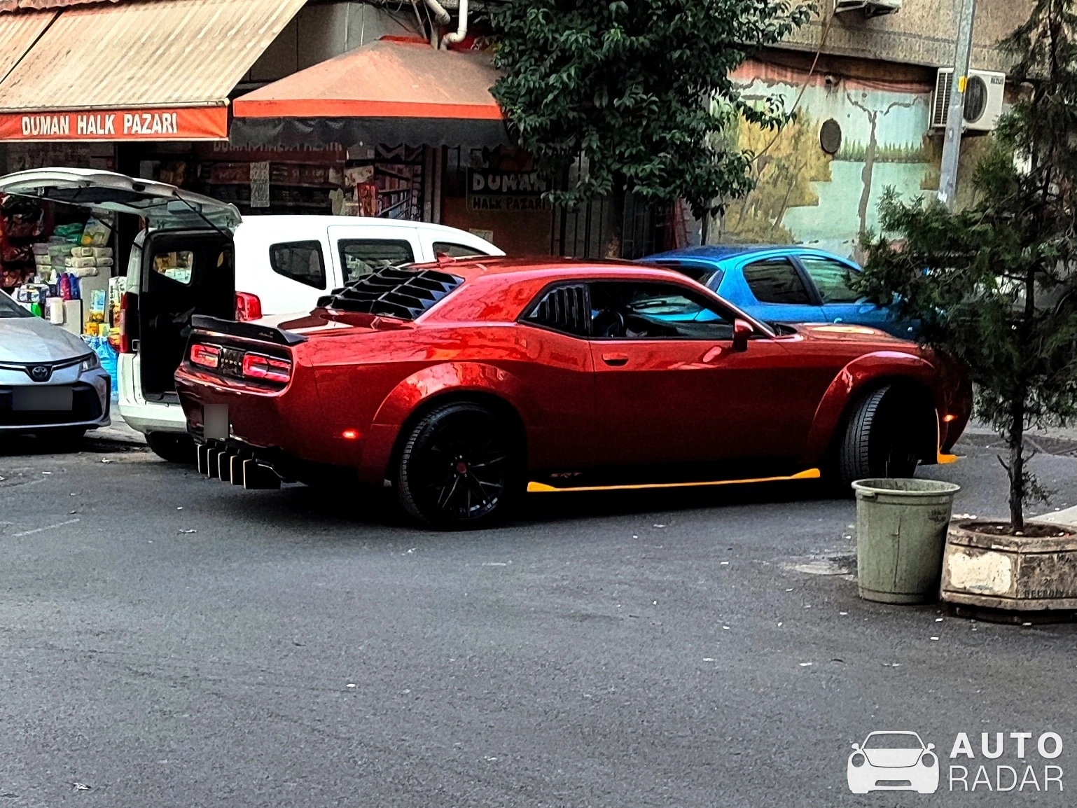 Dodge Challenger SRT Hellcat Widebody spotted in Bayrampaşa, Türkiye