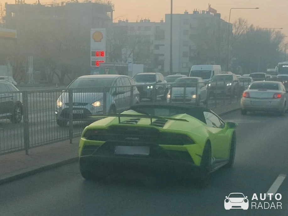 Lamborghini Huracán LP640-4 EVO spotted in Warszawa, Polska