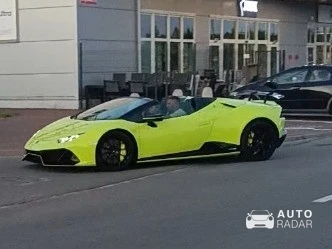 Lamborghini Huracán LP640-4 Performante Spyder spotted in Stare Miasto