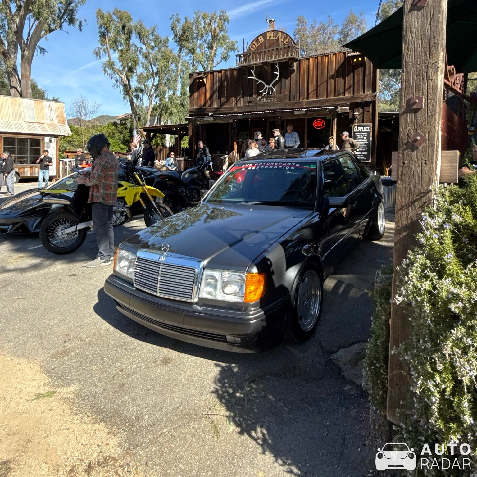 Mercedes-Benz 500E spotted in Agoura Hills