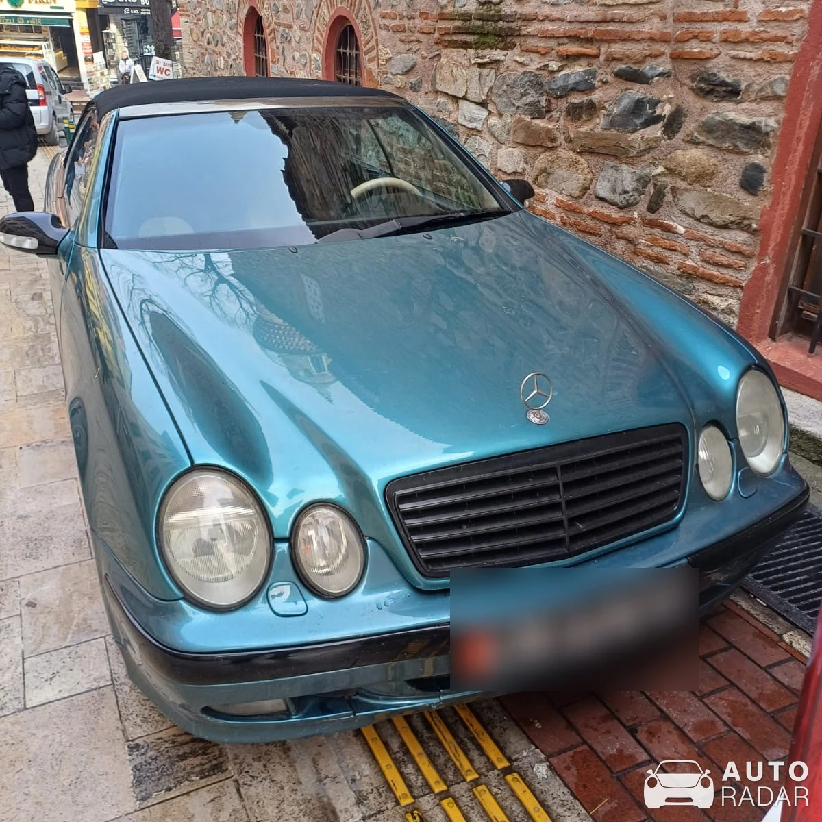 Mercedes-Benz CLK 200 spotted in Bursa, Türkiye