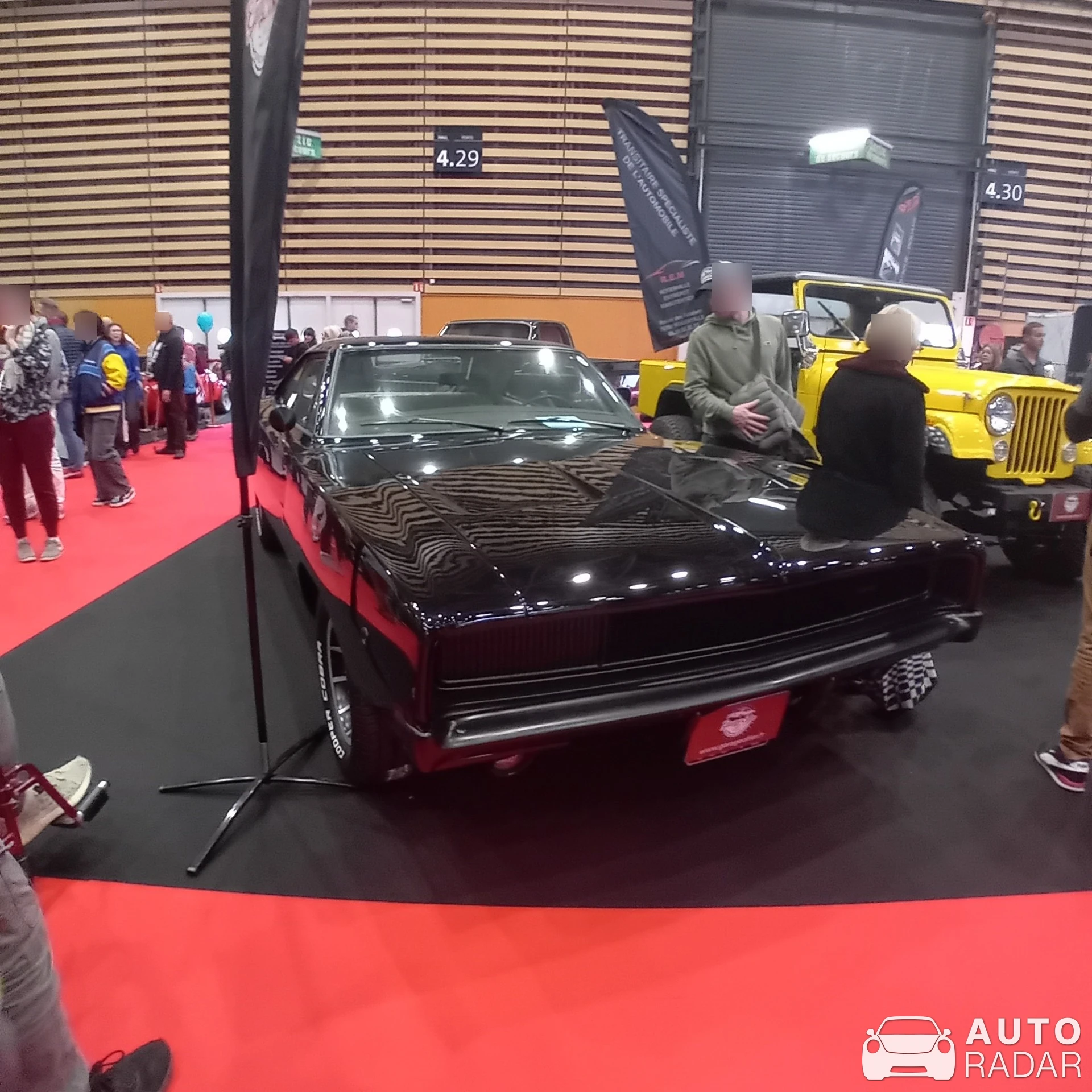 Dodge Challenger R/T spotted in Lyon, France