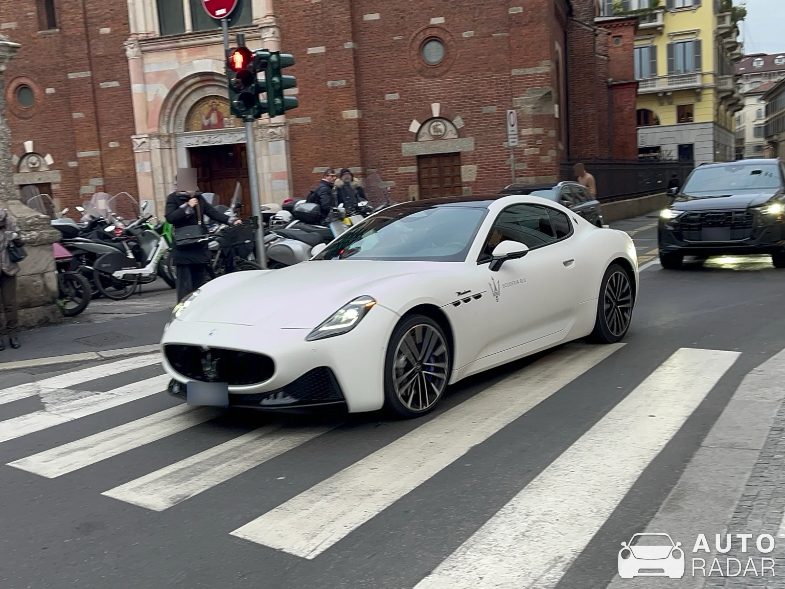 Maserati GranTurismo Modena spotted in Milano
