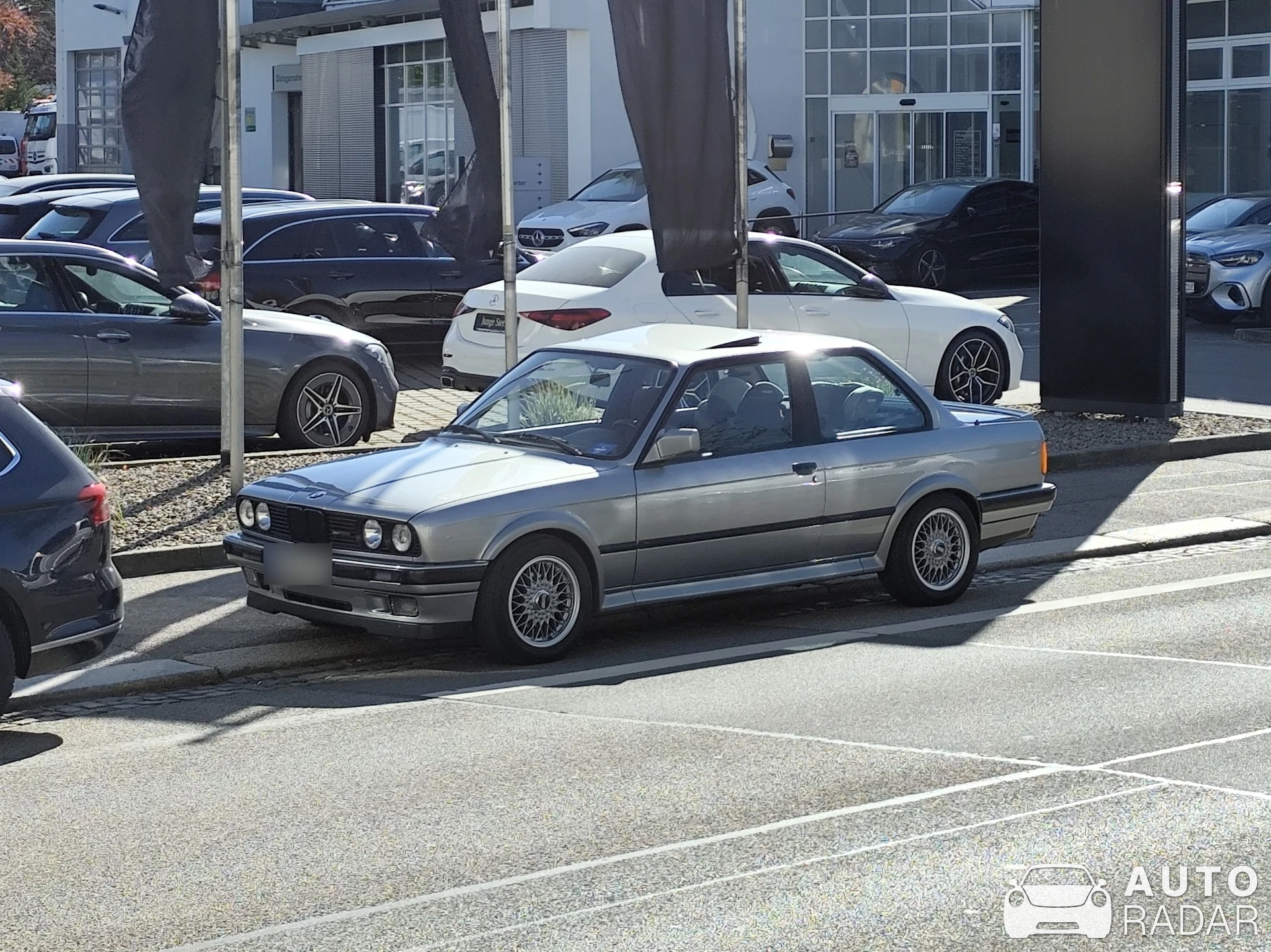 BMW 3 Series E30 Coupé spotted in Limbach-Oberfrohna