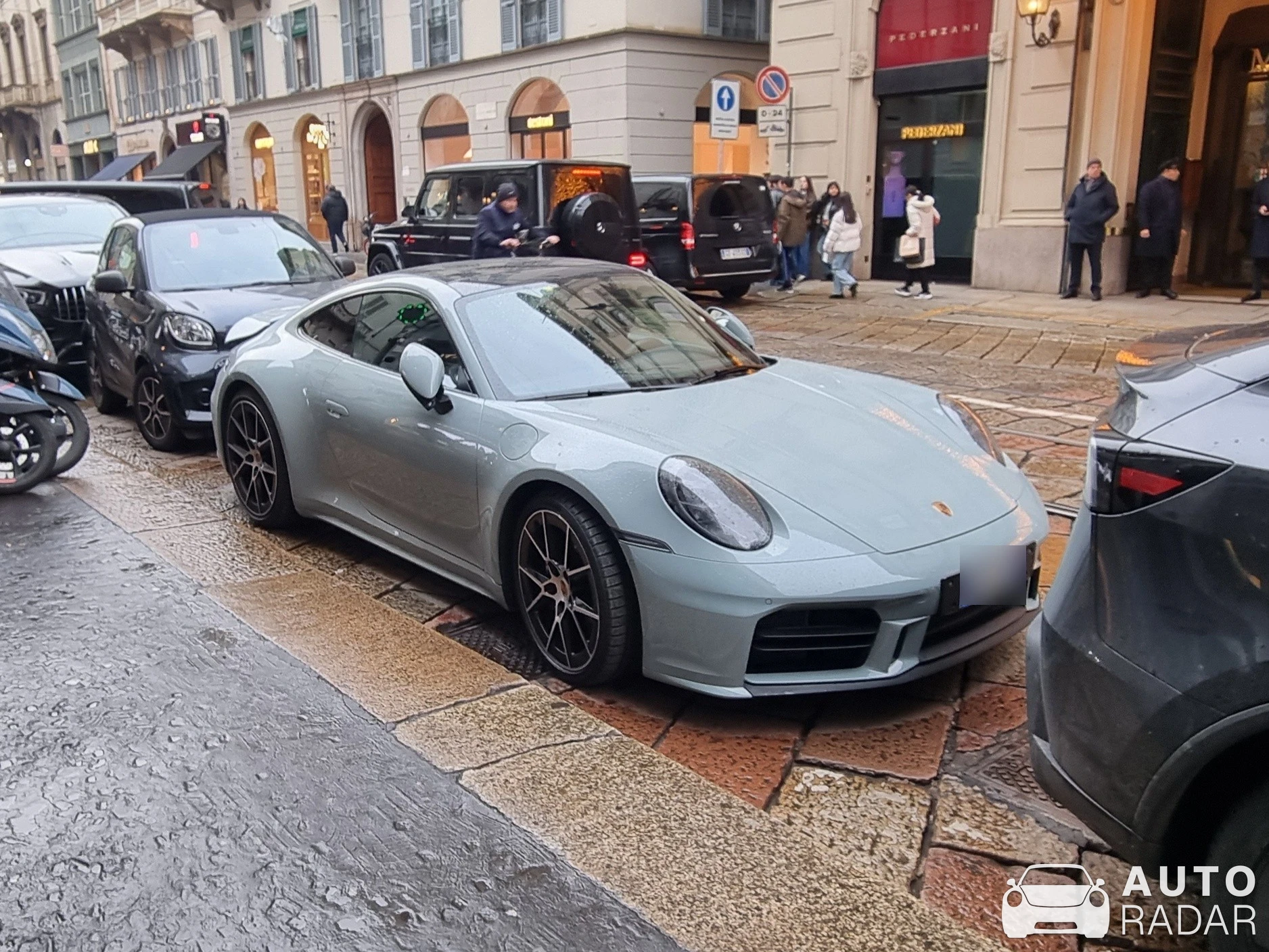 Porsche 992 Carrera MkI spotted in Milano, Italy