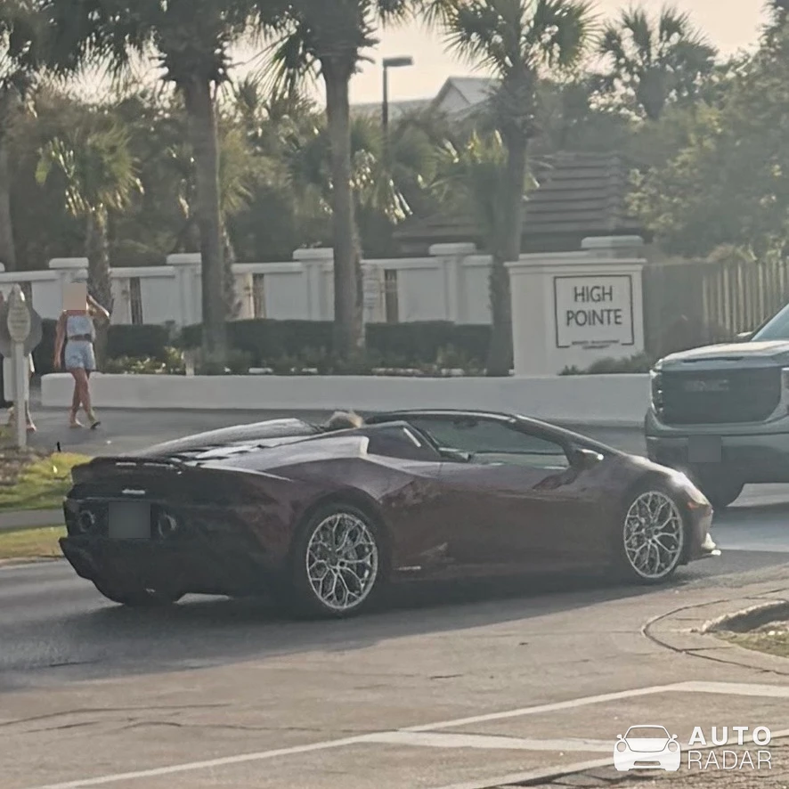 Lamborghini Huracán LP640-4 EVO Spyder spotted in Panama City Beach