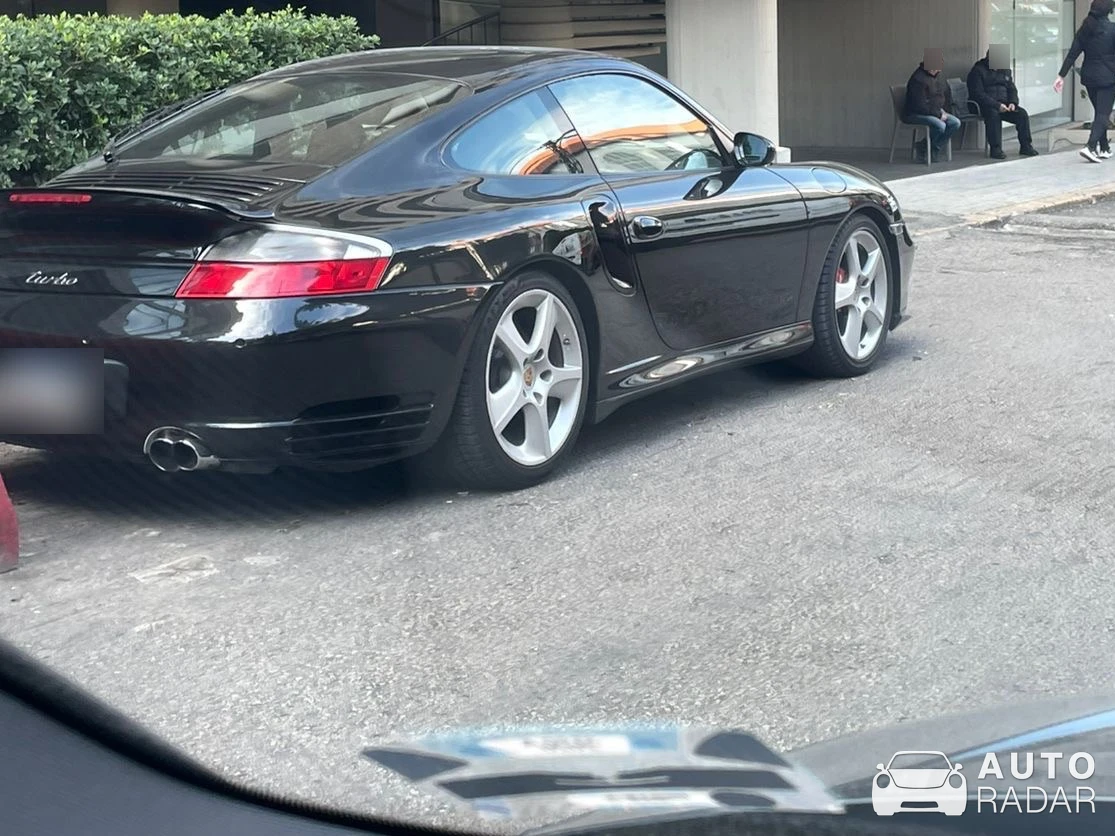 Porsche 996 Turbo spotted in Beyrouth, Liban