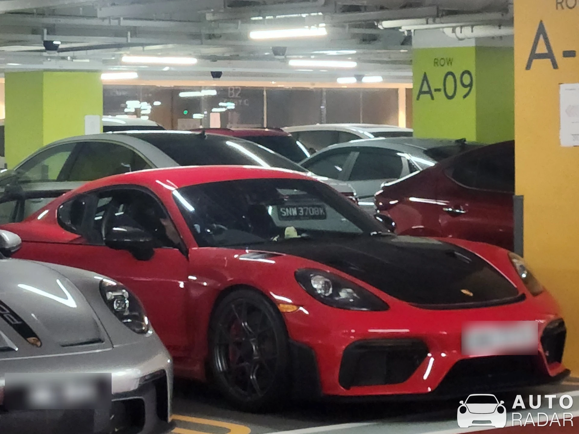 Porsche 718 Cayman GT4 RS spotted in Singapore, Singapore