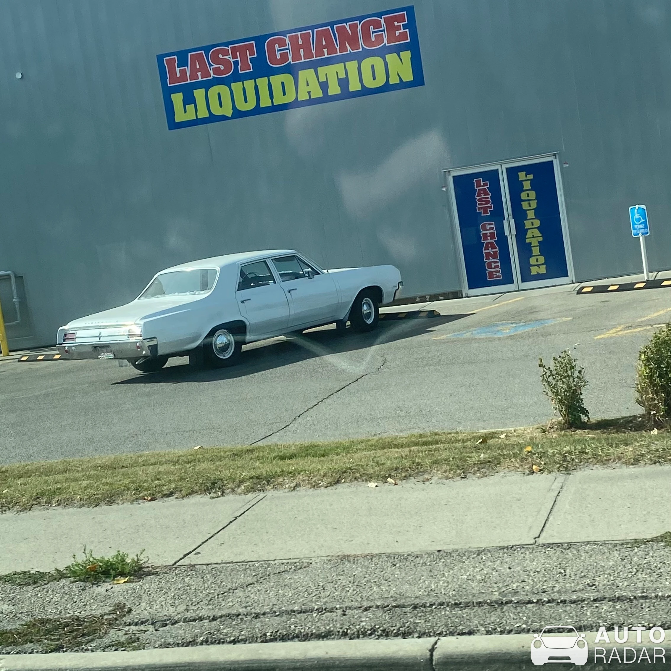 Oldsmobile F-85 spotted in Calgary