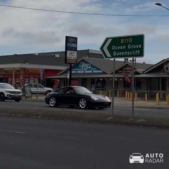 Porsche 996 Carrera 4 spotted in Leopold, Australia