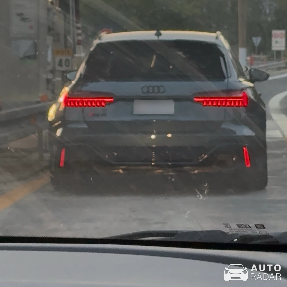 Audi RS6 Avant C8 spotted in Sulmona