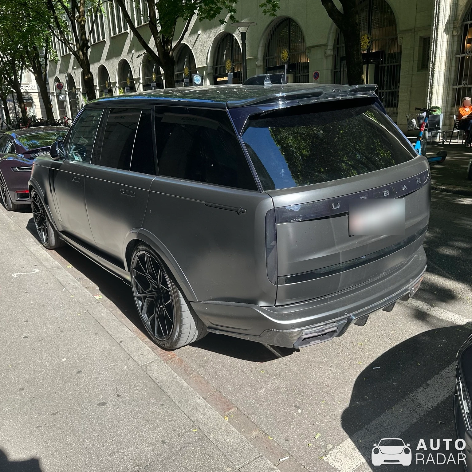 Land Rover Range Rover Urban Widetrack spotted in Zürich