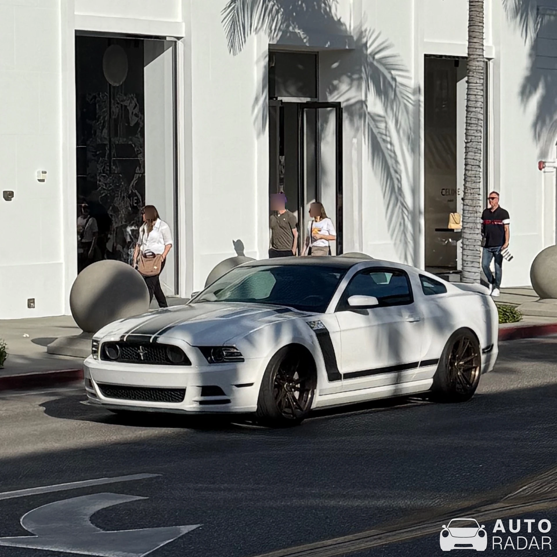 Ford Mustang Boss 302 2013 spotted in Beverly Hills