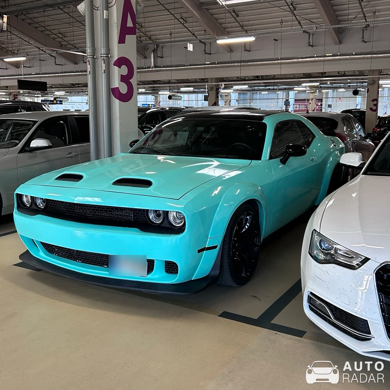 Dodge Challenger SRT Hellcat Widebody spotted in Zielona Góra