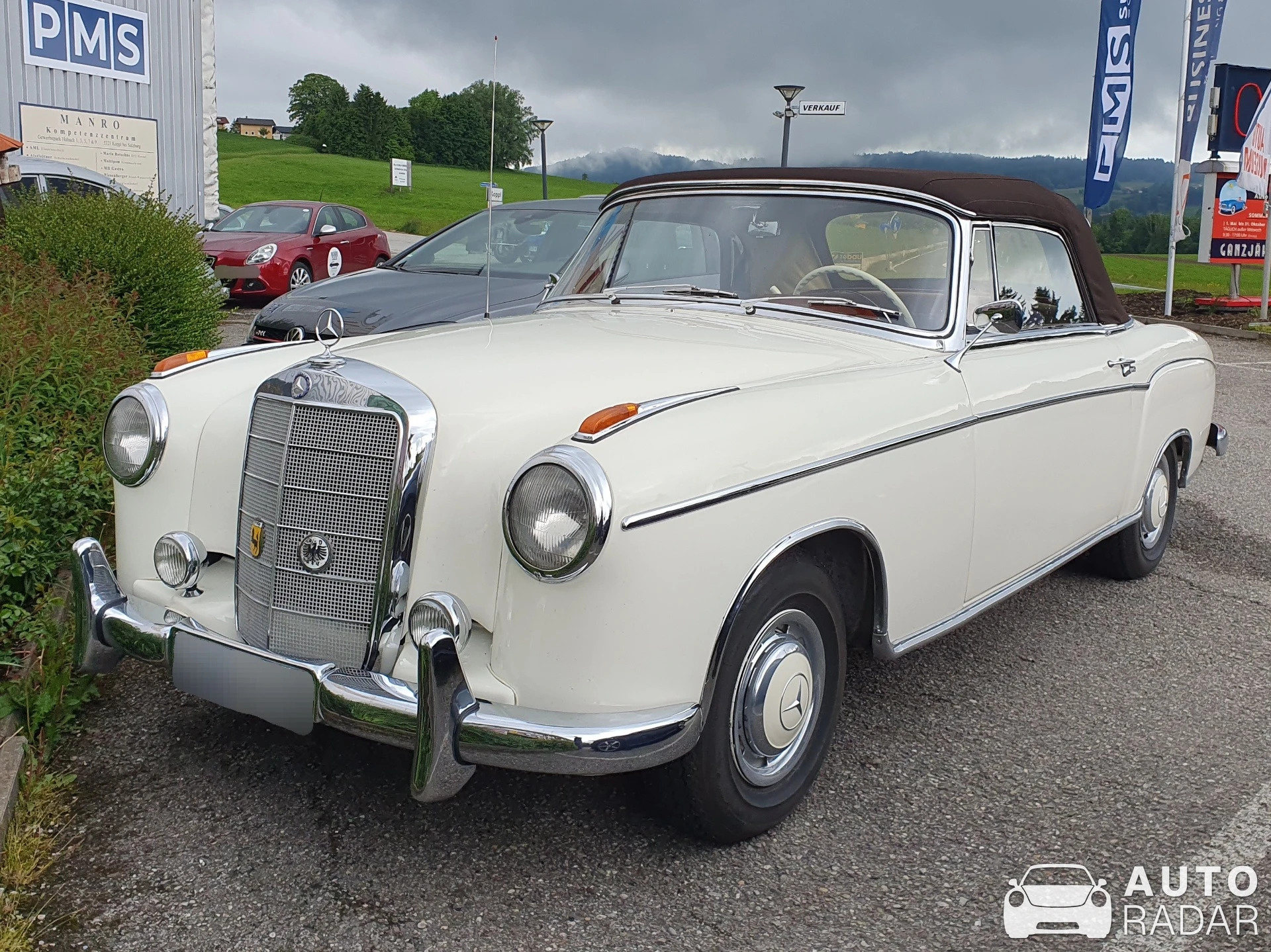 Mercedes-Benz 220 S Ponton Cabriolet W128 spotted